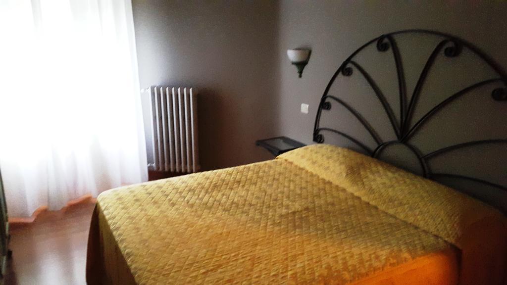 Hotel Europa Реджело Екстериор снимка